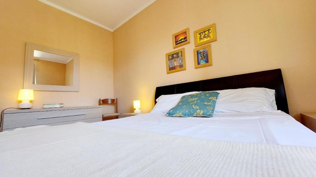 Casa Rosa Apartment Domaso Luaran gambar